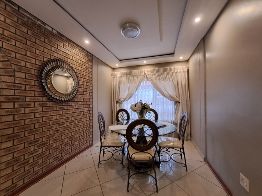 3 Bedroom Property for Sale in Rustenburg North North West